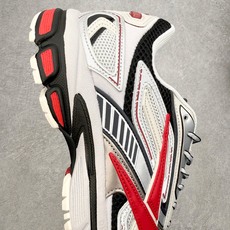 Reebok Premier Road Ultra 舒适 低帮跑步鞋 男女同款 从健身到街头,从不循规蹈 Reebok Premier Road Ultra 舒适 低帮跑步鞋 男女同款 从健身到街头,从不循规蹈
