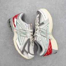New Balance M1906R NB新百伦系列复古老爹风休闲运动慢跑鞋 日韩出口特供订单 全网最全 New Balance M1906R NB新百伦系列复古老爹风休闲运动慢跑鞋 日韩出口特供订单 全网最全