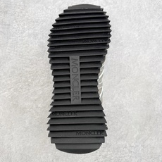 Moncler盟可睐 Pacey 麂皮圆头系带低帮生活休闲鞋 MONCLER(盟可睐)是一个以专业户外运 Moncler盟可睐 Pacey 麂皮圆头系带低帮生活休闲鞋 MONCLER(盟可睐)是一个以专业户外运