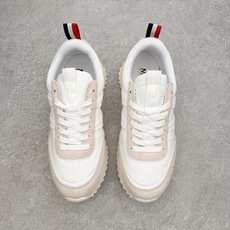 Moncler盟可睐 Pacey 麂皮圆头系带低帮生活休闲鞋 MONCLER(盟可睐)是一个以专业户外运 Moncler盟可睐 Pacey 麂皮圆头系带低帮生活休闲鞋 MONCLER(盟可睐)是一个以专业户外运