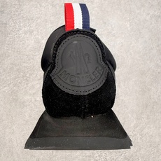 Moncler盟可睐 Pacey 麂皮圆头系带低帮生活休闲鞋 MONCLER(盟可睐)是一个以专业户外运 Moncler盟可睐 Pacey 麂皮圆头系带低帮生活休闲鞋 MONCLER(盟可睐)是一个以专业户外运