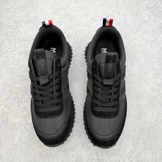 Moncler盟可睐 Pacey 麂皮圆头系带低帮生活休闲鞋 MONCLER(盟可睐)是一个以专业户外运 Moncler盟可睐 Pacey 麂皮圆头系带低帮生活休闲鞋 MONCLER(盟可睐)是一个以专业户外运