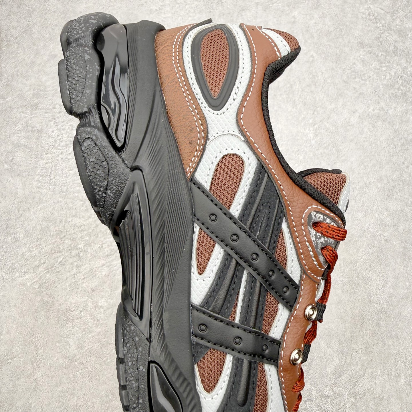 ＃XN Asics GEL-NYC 2.0 亚瑟士防滑耐磨透气低帮复古运动休闲运动鞋 欧美外贸特供批次 