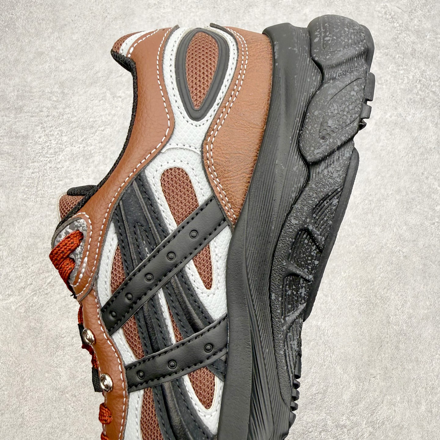 ＃XN Asics GEL-NYC 2.0 亚瑟士防滑耐磨透气低帮复古运动休闲运动鞋 欧美外贸特供批次 