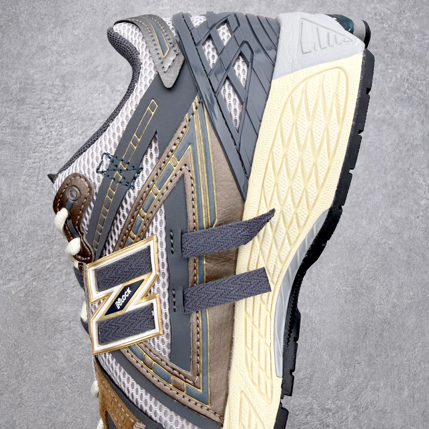 New Balance M1906R NB新百伦系列复古老爹风休闲运动慢跑鞋 日韩出口特供订单 全网最全