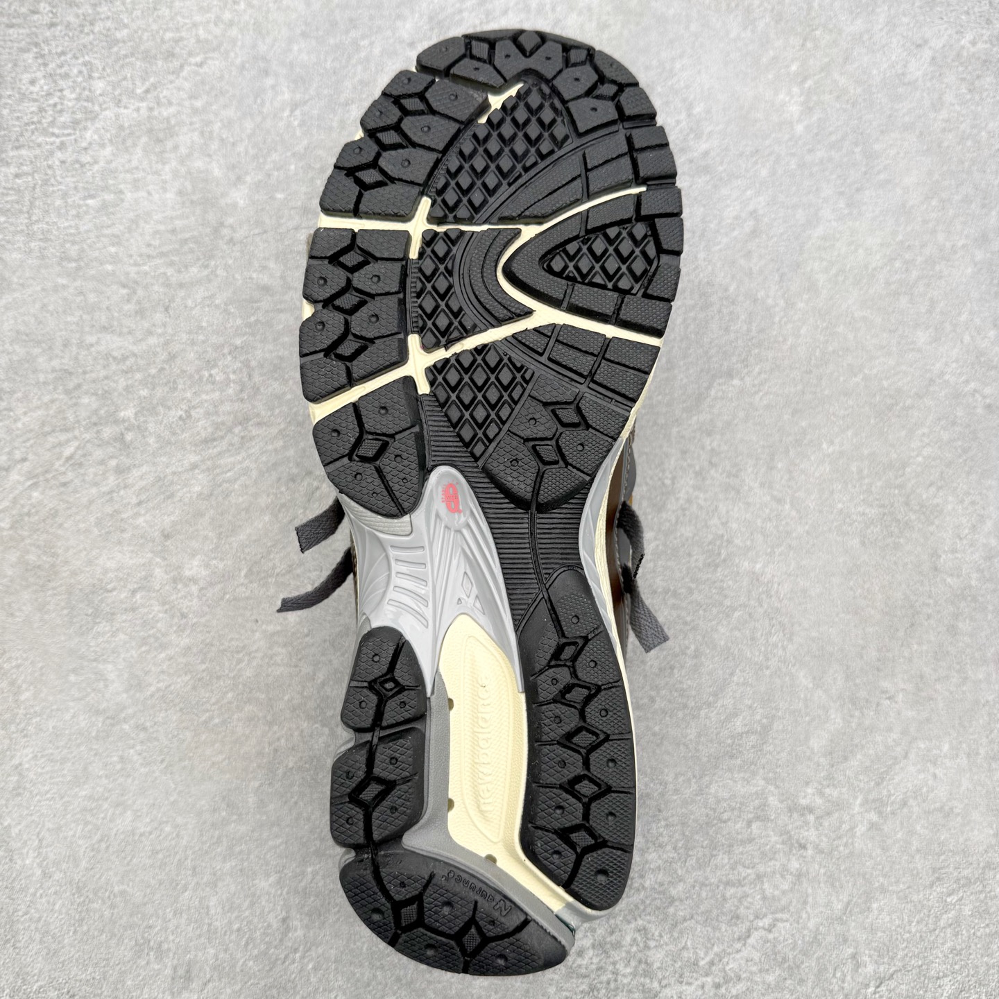 New Balance M1906R NB新百伦系列复古老爹风休闲运动慢跑鞋 日韩出口特供订单 全网最全