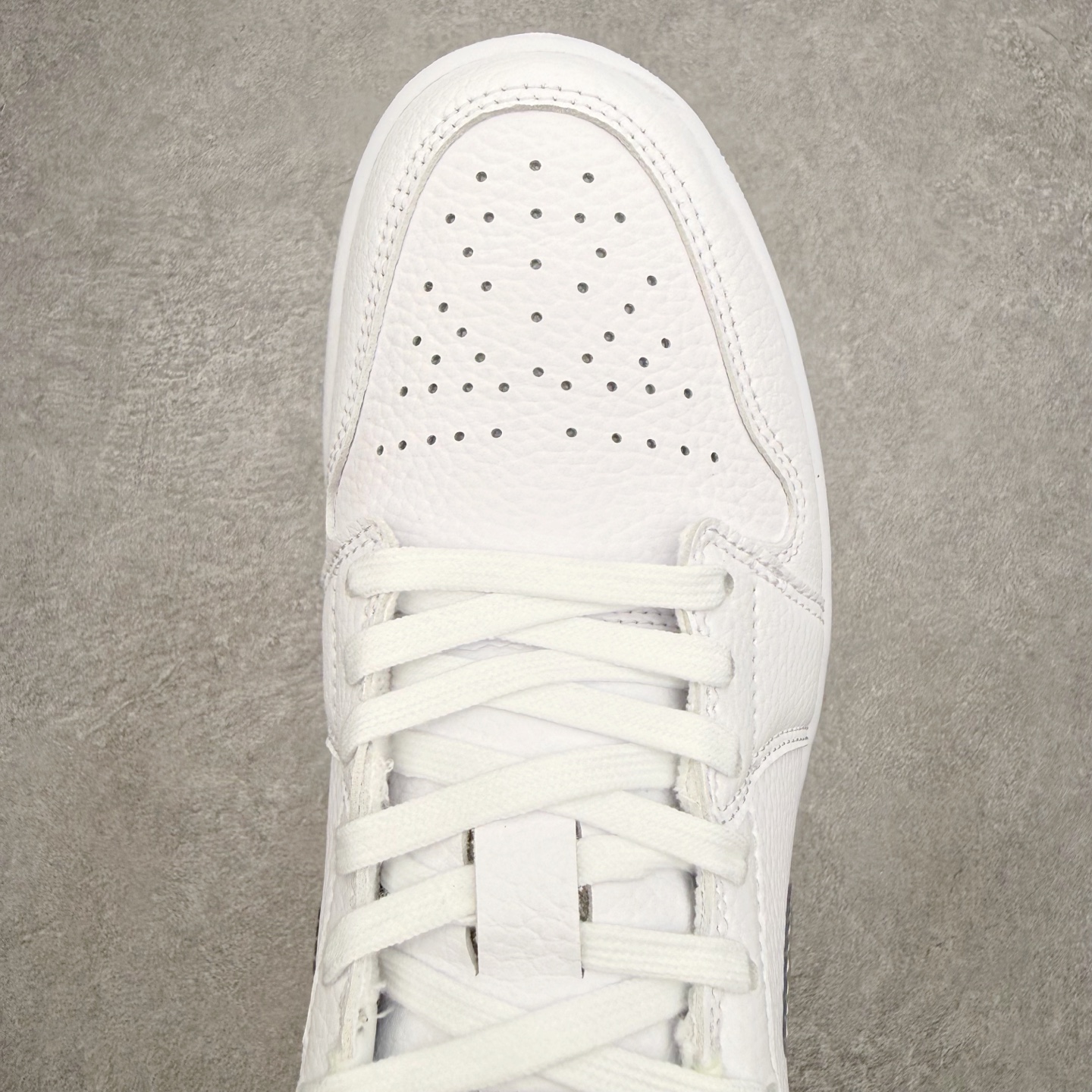 Air Jordan AJ1 Low 低帮 白银 IQ9381-100 终端优势供应 市面中低帮最具代表