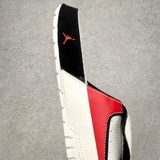 #原装级别 Air Jordan AJ2 Hydro Retro Slides 飞人运动拖鞋 经典的配色 #原装级别 Air Jordan AJ2 Hydro Retro Slides 飞人运动拖鞋 经典的配色