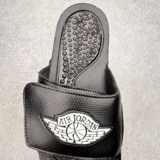 #原装级别 Air Jordan AJ2 Hydro Retro Slides 飞人运动拖鞋 经典的配色 #原装级别 Air Jordan AJ2 Hydro Retro Slides 飞人运动拖鞋 经典的配色