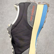 New Balance MS327 NB新百伦系列复古休闲运动慢跑鞋 以更纯粹的复古风格设计打造的全新造 New Balance MS327 NB新百伦系列复古休闲运动慢跑鞋 以更纯粹的复古风格设计打造的全新造