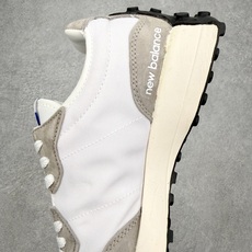 New Balance MS327 NB新百伦系列复古休闲运动慢跑鞋 以更纯粹的复古风格设计打造的全新造 New Balance MS327 NB新百伦系列复古休闲运动慢跑鞋 以更纯粹的复古风格设计打造的全新造