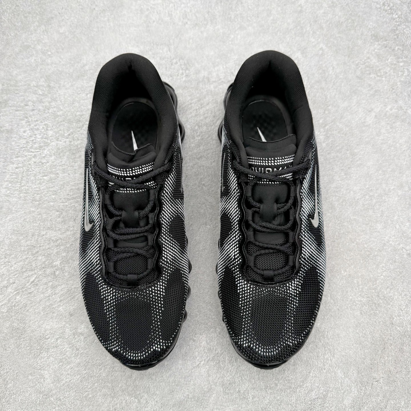 NK AIR LIQUID MAX 2026S 毒箭蛙新款气垫跑步鞋 Liquid Max 传承四十年 