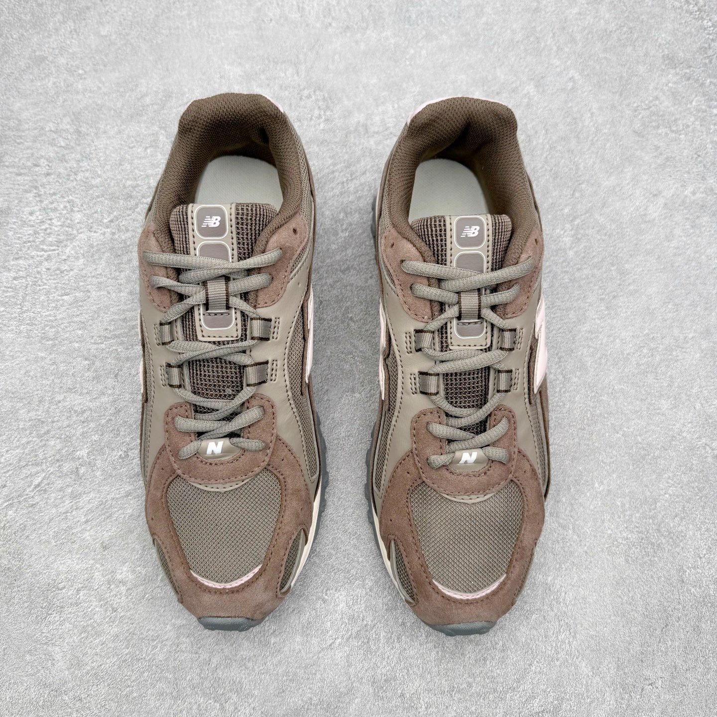 New Balance NB204L 舒适百搭耐磨轻便低帮 生活休闲鞋 男女同款 尺码：36 37 37