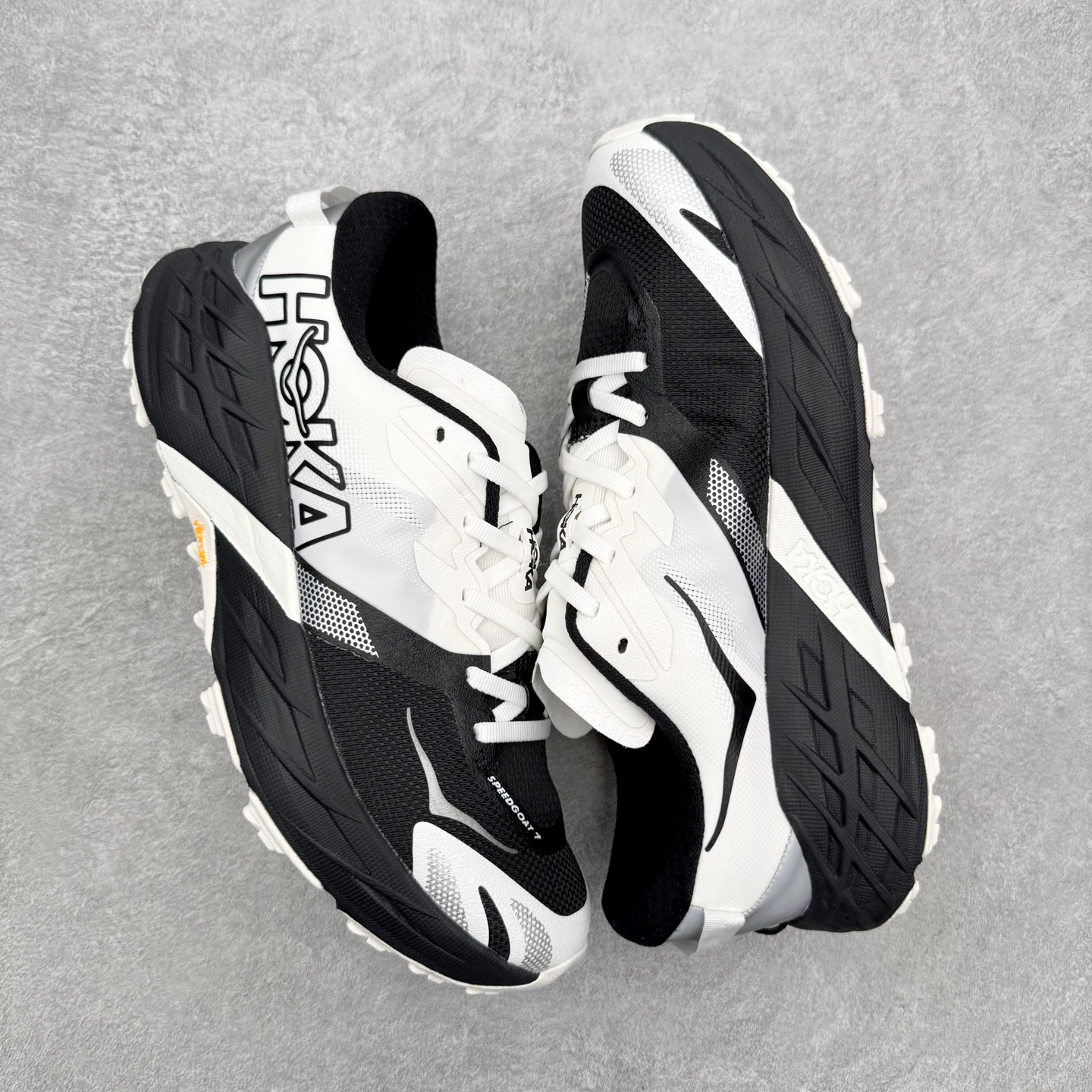 HOKA ONE ONE SPEEDGOAT 4 舒适百搭低帮 越野跑步鞋 男女同款 HOKA ONE 