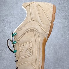 MiuMiu x New Balance NB530 SL 缪缪联名系列低帮经典复古休闲运动鞋 近几年运 MiuMiu x New Balance NB530 SL 缪缪联名系列低帮经典复古休闲运动鞋 近几年运