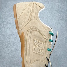 MiuMiu x New Balance NB530 SL 缪缪联名系列低帮经典复古休闲运动鞋 近几年运 MiuMiu x New Balance NB530 SL 缪缪联名系列低帮经典复古休闲运动鞋 近几年运