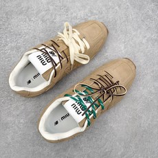 MiuMiu x New Balance NB530 SL 缪缪联名系列低帮经典复古休闲运动鞋 近几年运 MiuMiu x New Balance NB530 SL 缪缪联名系列低帮经典复古休闲运动鞋 近几年运