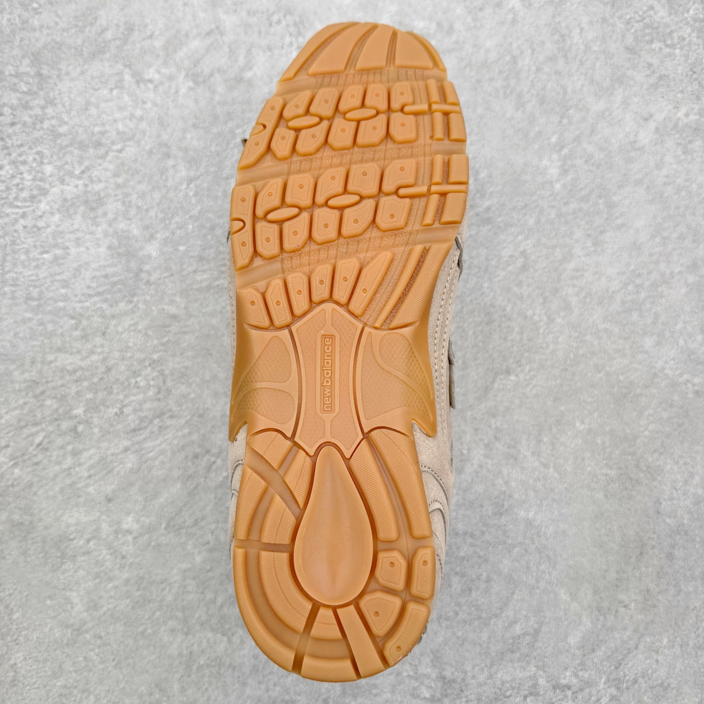MiuMiu x New Balance NB530 SL 缪缪联名系列低帮经典复古休闲运动鞋 近几年运