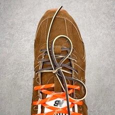 MiuMiu x New Balance NB530 SL 缪缪联名系列低帮经典复古休闲运动鞋 近几年运 MiuMiu x New Balance NB530 SL 缪缪联名系列低帮经典复古休闲运动鞋 近几年运