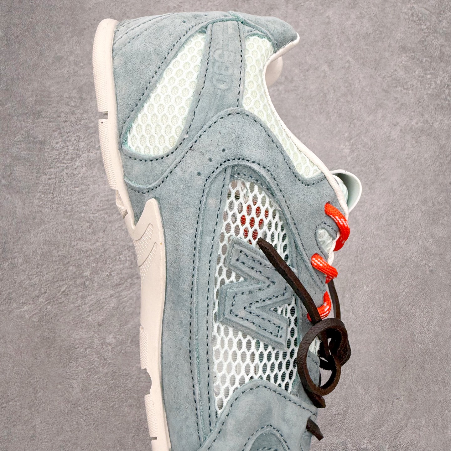 MiuMiu x New Balance NB530 SL 缪缪联名系列低帮经典复古休闲运动鞋 近几年运