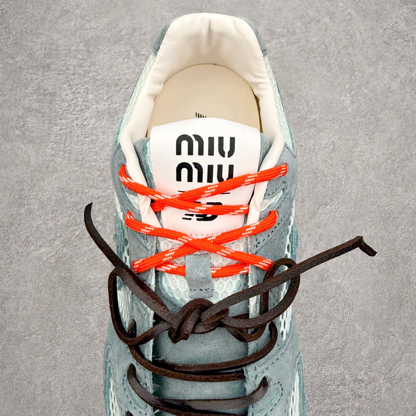 MiuMiu x New Balance NB530 SL 缪缪联名系列低帮经典复古休闲运动鞋 近几年运