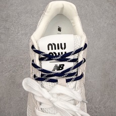 MiuMiu x New Balance NB530 SL 缪缪联名系列低帮经典复古休闲运动鞋 近几年运 MiuMiu x New Balance NB530 SL 缪缪联名系列低帮经典复古休闲运动鞋 近几年运