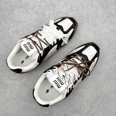 MiuMiu x New Balance NB530 SL 缪缪联名系列低帮经典复古休闲运动鞋 近几年运 MiuMiu x New Balance NB530 SL 缪缪联名系列低帮经典复古休闲运动鞋 近几年运