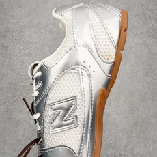 MiuMiu x New Balance NB530 SL 缪缪联名系列低帮经典复古休闲运动鞋 近几年运 MiuMiu x New Balance NB530 SL 缪缪联名系列低帮经典复古休闲运动鞋 近几年运