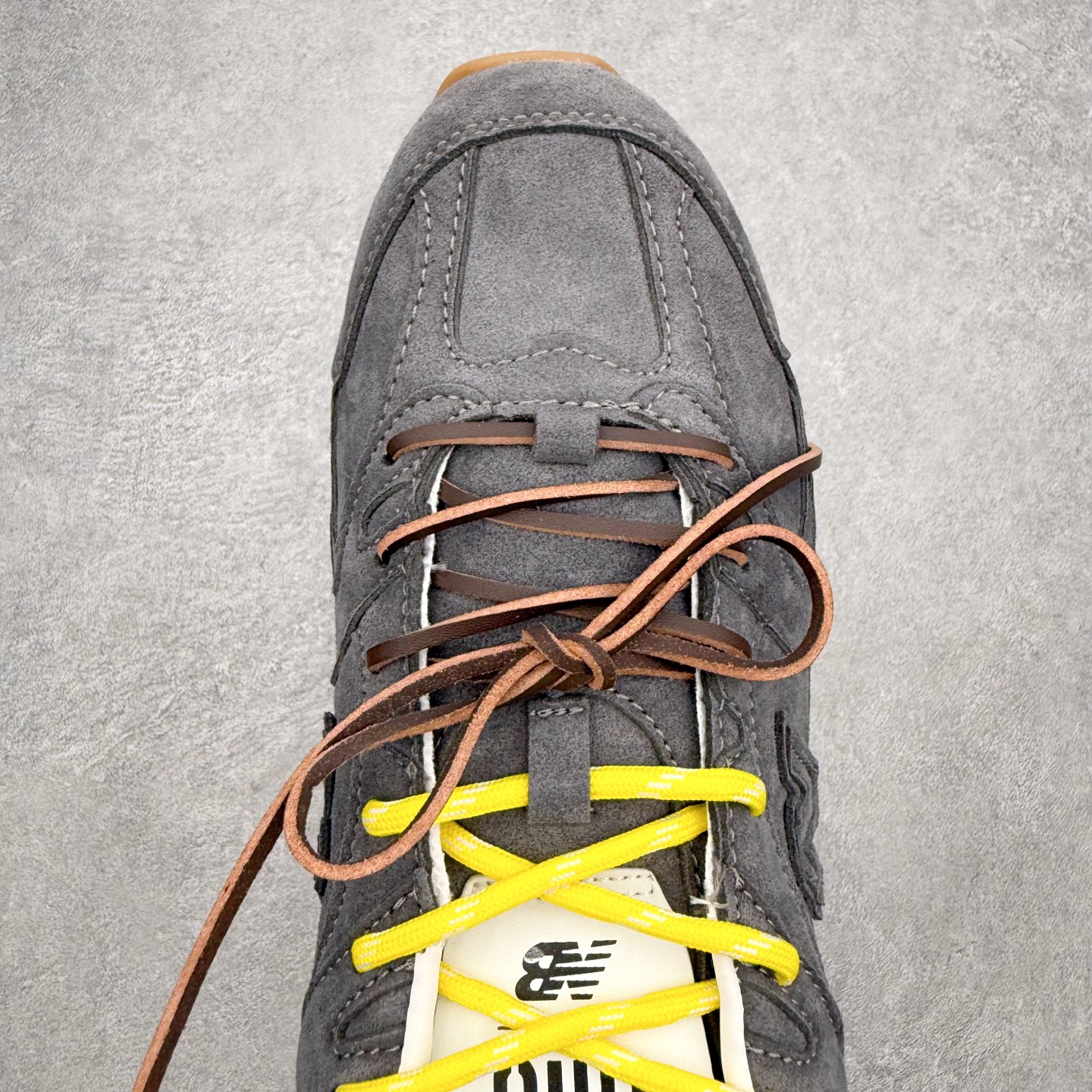 MiuMiu x New Balance NB530 SL 缪缪联名系列低帮经典复古休闲运动鞋 近几年运