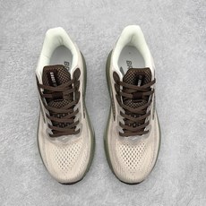 Brooks布鲁克斯 Ghost 幽灵17代马拉松舒适百搭防滑耐磨低帮跑步鞋 Brooks 四大跑鞋之一 Brooks布鲁克斯 Ghost 幽灵17代马拉松舒适百搭防滑耐磨低帮跑步鞋 Brooks 四大跑鞋之一