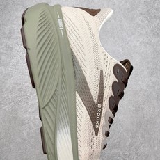 Brooks布鲁克斯 Ghost 幽灵17代马拉松舒适百搭防滑耐磨低帮跑步鞋 Brooks 四大跑鞋之一 Brooks布鲁克斯 Ghost 幽灵17代马拉松舒适百搭防滑耐磨低帮跑步鞋 Brooks 四大跑鞋之一