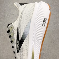 Brooks布鲁克斯 Ghost 幽灵17代马拉松舒适百搭防滑耐磨低帮跑步鞋 Brooks 四大跑鞋之一 Brooks布鲁克斯 Ghost 幽灵17代马拉松舒适百搭防滑耐磨低帮跑步鞋 Brooks 四大跑鞋之一