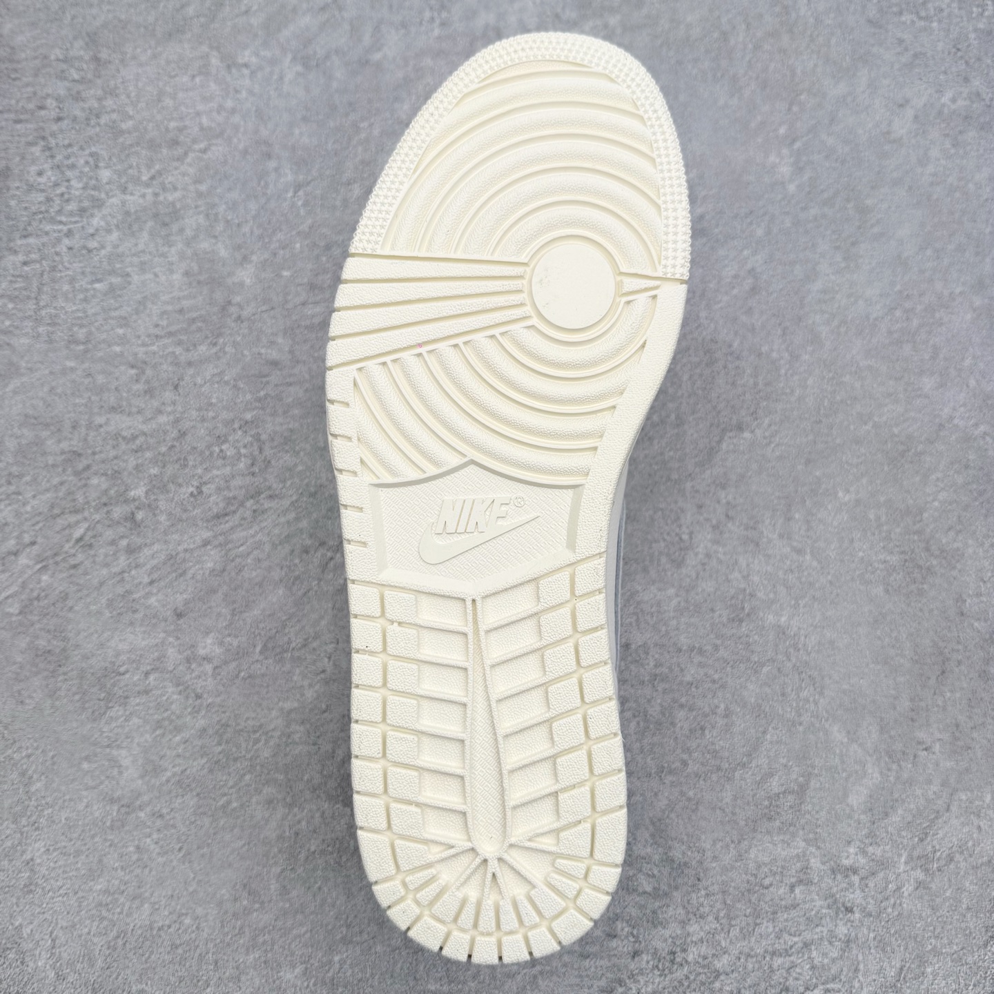 ＃K版 Air Jordan AJ1 Low 低帮 HQ6998-100 全新流水线出品 DT版本唯一平