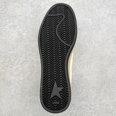 Golden Goose Super-Star GGDB 小脏鞋休闲时尚板鞋 设计有一种不修边幅的酷感 Golden Goose Super-Star GGDB 小脏鞋休闲时尚板鞋 设计有一种不修边幅的酷感