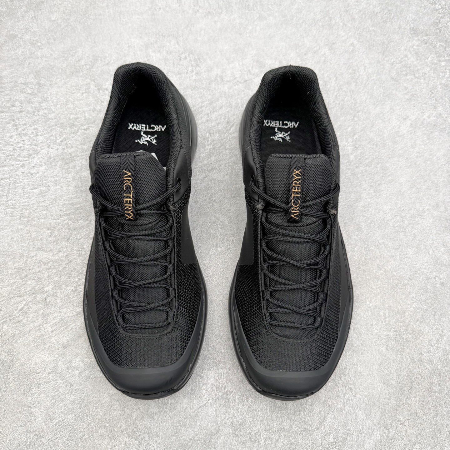 Arcteryx Kopec GTX 始祖鸟户外防水透气低帮徒步登山鞋 Arcteryx中文名始祖鸟，加