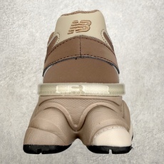 New Balance NB9060 复古运动鞋 新百伦又带来了新鞋型 并且是与芝加哥街头品牌 Joe New Balance NB9060 复古运动鞋 新百伦又带来了新鞋型 并且是与芝加哥街头品牌 Joe