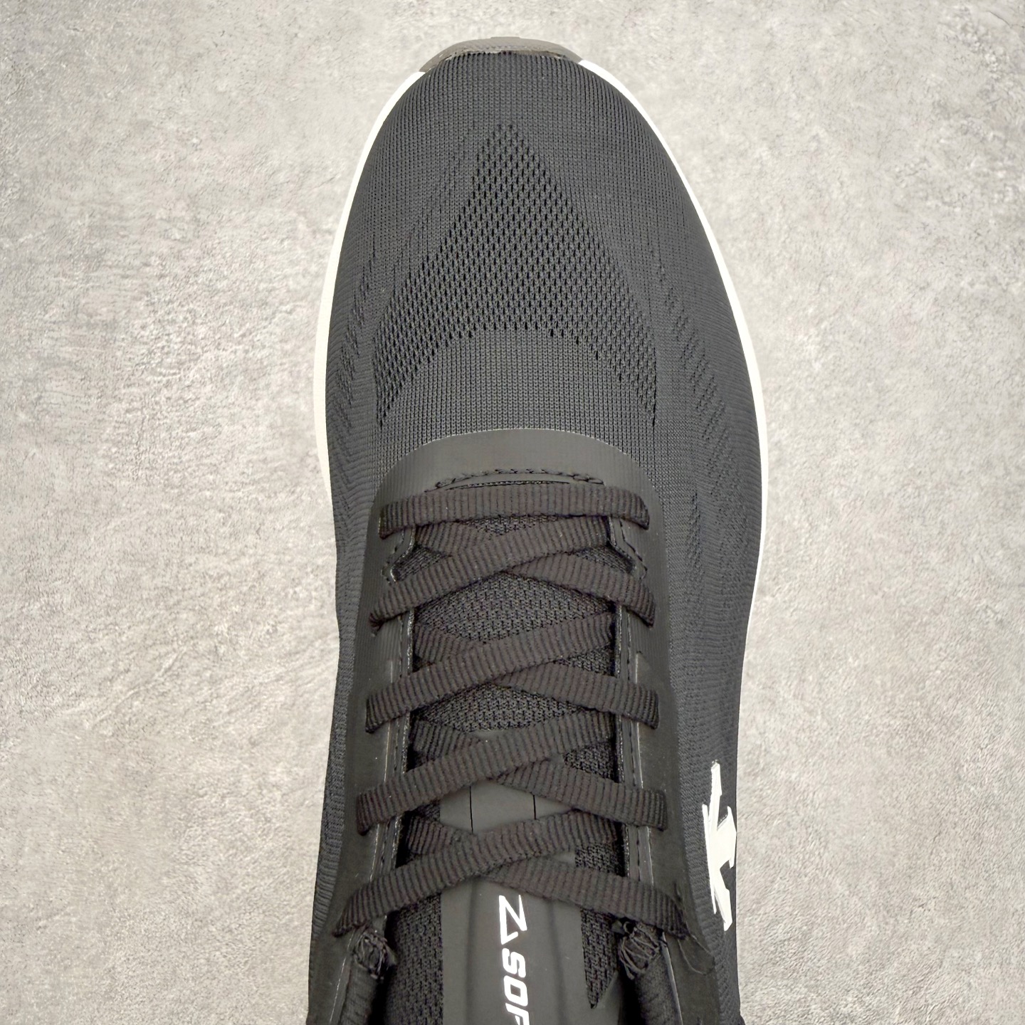 迪桑特DESCENTE Run Step Z-FOAM缓震 轻盈舒适柔软透气 低帮 休闲城市通勤 跑步鞋