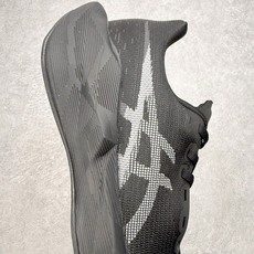 ASICS NOVABLAST 6 舒适百搭低帮马拉松训练竞速跑步鞋 ASICS(亚瑟士)是日本实业家鬼 ASICS NOVABLAST 6 舒适百搭低帮马拉松训练竞速跑步鞋 ASICS(亚瑟士)是日本实业家鬼