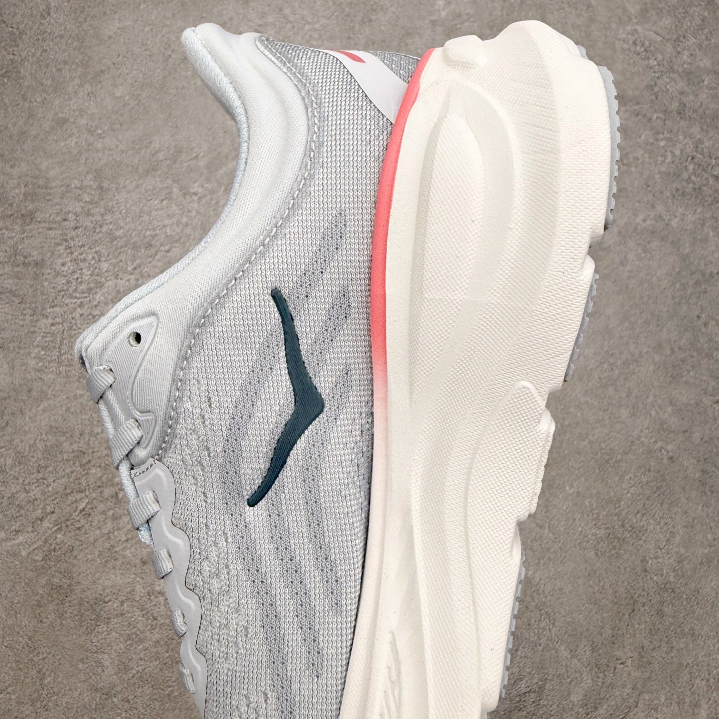 HOKA ONE ONE Bondi 9 WIDE 邦迪九代舒适防滑耐磨低帮休闲跑步鞋 HOKA ONE