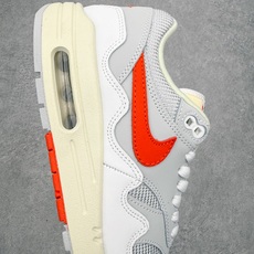 NK Air Max 1 初代复古气垫慢跑鞋 由Tinker Hatfeld和Mark Parker在1 NK Air Max 1 初代复古气垫慢跑鞋 由Tinker Hatfeld和Mark Parker在1