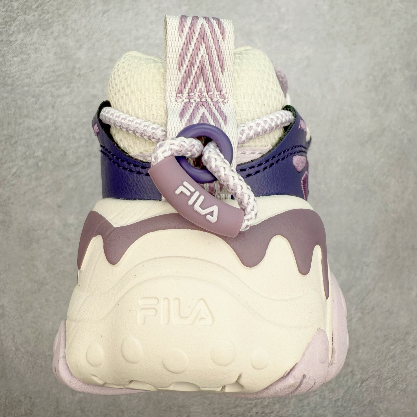 FILA FLUID 5 斐乐猫爪五代百搭低帮复古老爹风潮流休闲运动慢跑鞋 自老爹鞋开始流行于街头 FI