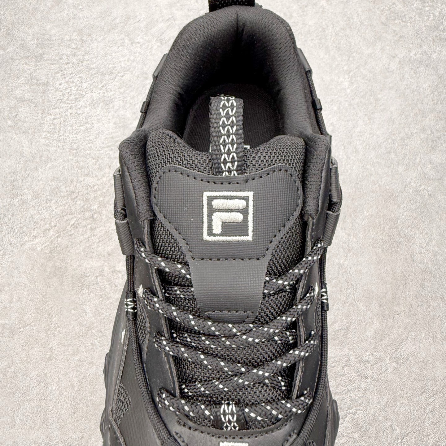 FILA FLUID 5 斐乐猫爪五代百搭低帮复古老爹风潮流休闲运动慢跑鞋 自老爹鞋开始流行于街头 FI