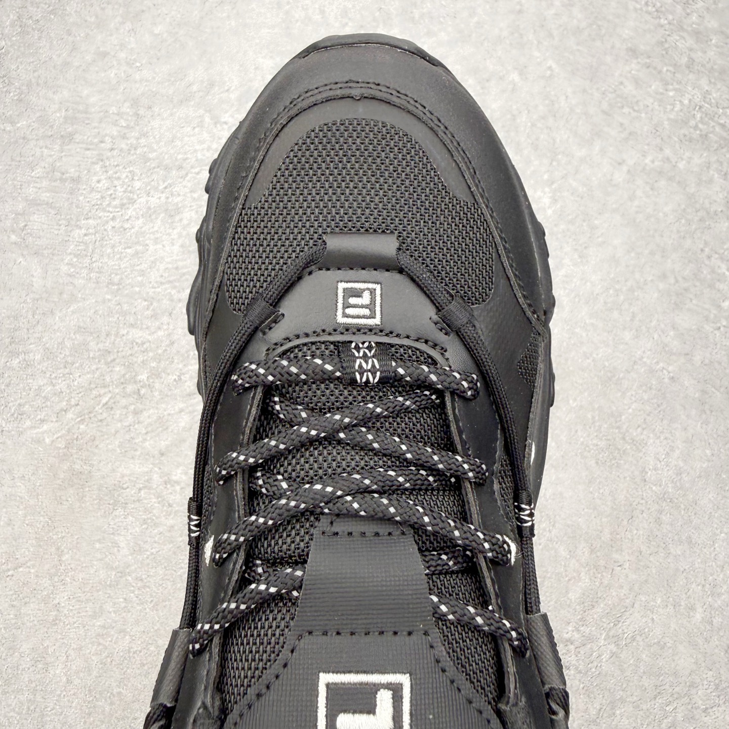 FILA FLUID 5 斐乐猫爪五代百搭低帮复古老爹风潮流休闲运动慢跑鞋 自老爹鞋开始流行于街头 FI