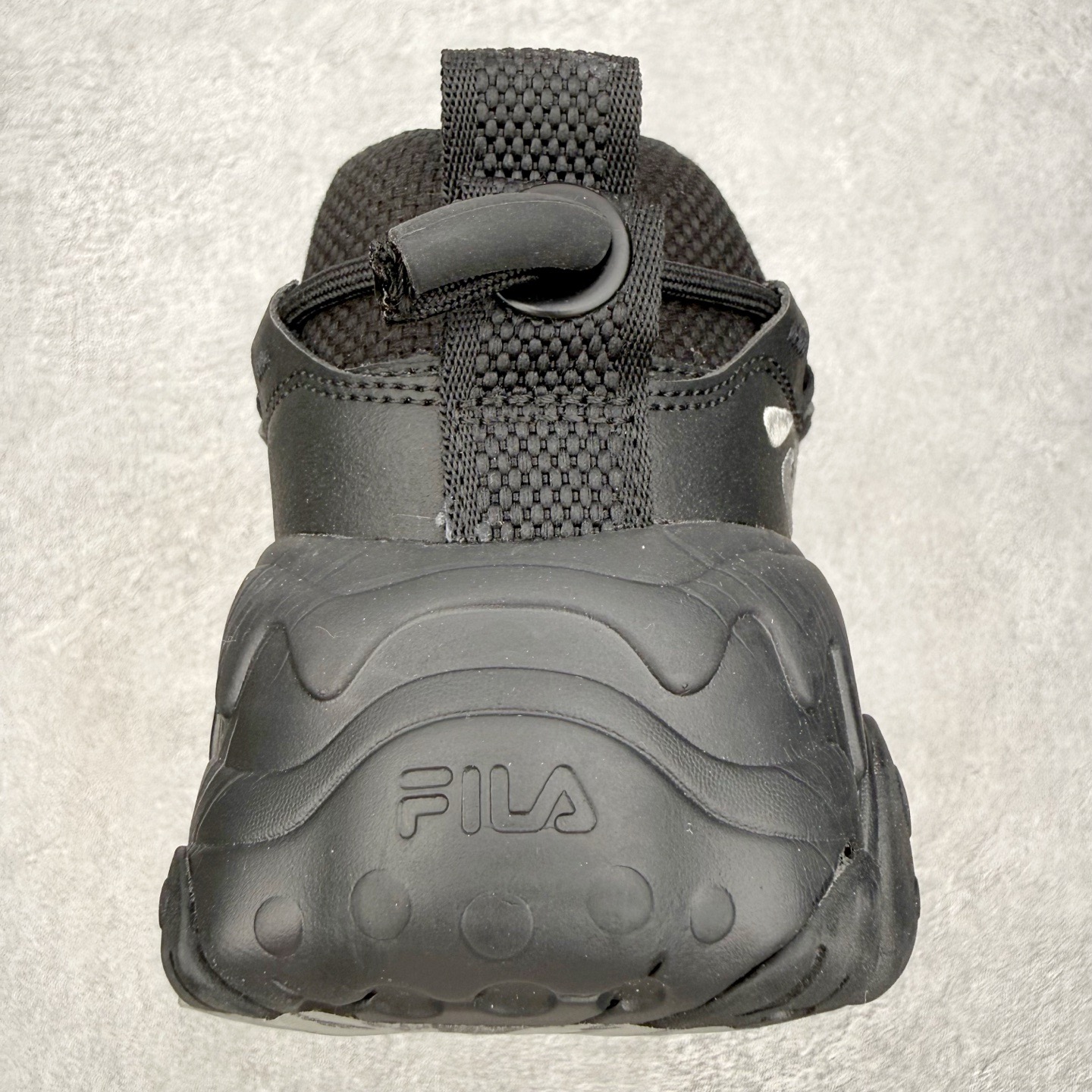 FILA FLUID 5 斐乐猫爪五代百搭低帮复古老爹风潮流休闲运动慢跑鞋 自老爹鞋开始流行于街头 FI