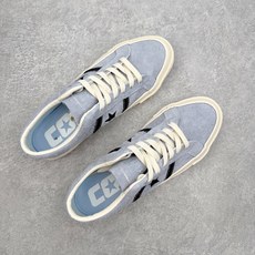 Converse One Star 蓝白匡威木村一星复古休闲滑板鞋采用优质翻毛皮鞋面 质感细腻耐穿标志性 Converse One Star 蓝白匡威木村一星复古休闲滑板鞋采用优质翻毛皮鞋面 质感细腻耐穿标志性