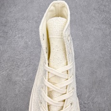 Converse Chuck 1970s SEASONAL匡威立体碎花肌理 奶油米白休闲鞋采用经典70s Converse Chuck 1970s SEASONAL匡威立体碎花肌理 奶油米白休闲鞋采用经典70s