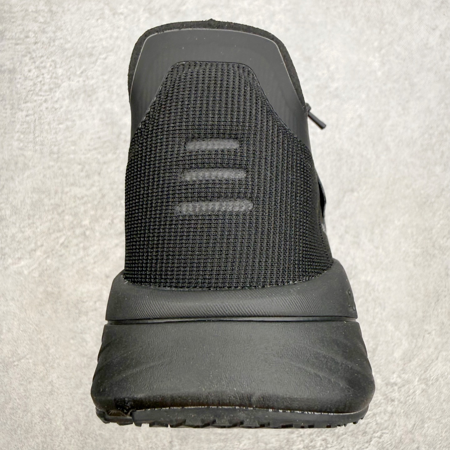 ＃HP 迪桑特DESCENTE RUNNING系列 Z-FOAM缓震透气轻便 跑步鞋 男款 DESCEN
