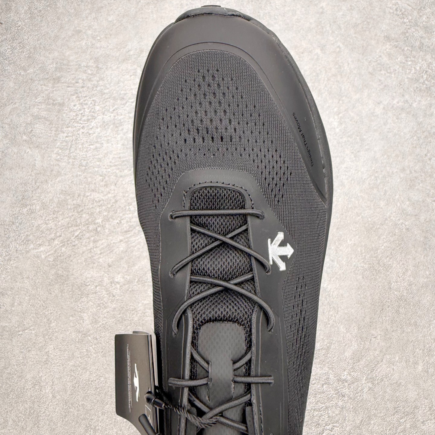＃HP 迪桑特DESCENTE RUNNING系列 Z-FOAM缓震透气轻便 跑步鞋 男款 DESCEN