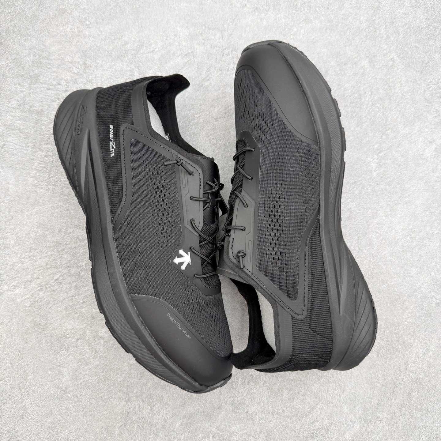 ＃HP 迪桑特DESCENTE RUNNING系列 Z-FOAM缓震透气轻便 跑步鞋 男款 DESCEN