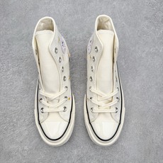 Converse Chuck 70s 雏菊刺绣🌼匡威复古刺绣小花休闲高帮帆布鞋采用经典1970s高帮鞋型 Converse Chuck 70s 雏菊刺绣🌼匡威复古刺绣小花休闲高帮帆布鞋采用经典1970s高帮鞋型